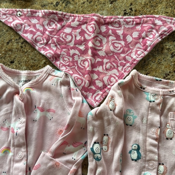 Carter’s pink print 2 snap closure sleepers/onesies; snap bio & beanie hat. - Picture 7 of 8
